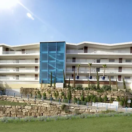 דירה Vivi Homes - Nova Pool, Terrace & Sea View פואנגירולה