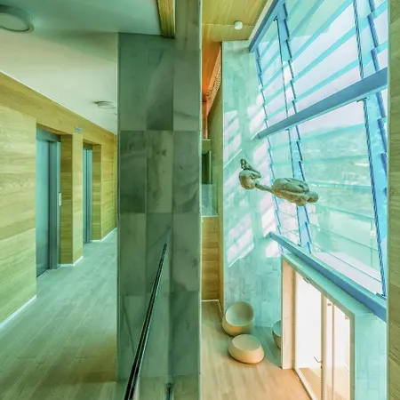 דירה Vivi Homes - Nova Pool, Terrace & Sea View