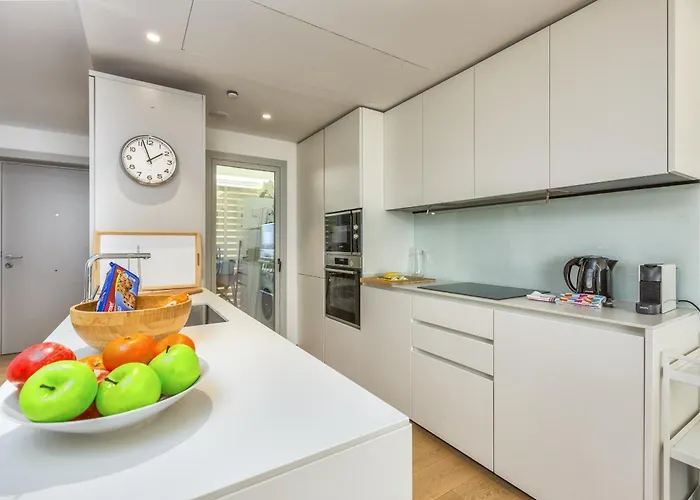 شقة Vivi Homes - Nova Pool, Terrace & Sea View *