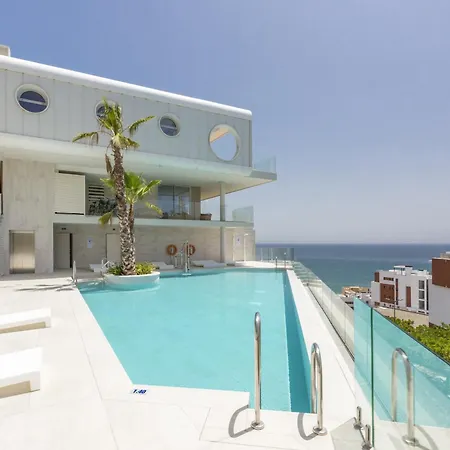 Apartment Vivi Homes - Nova Pool, Jacuzzi, Terrace & Sea View Fuengirola