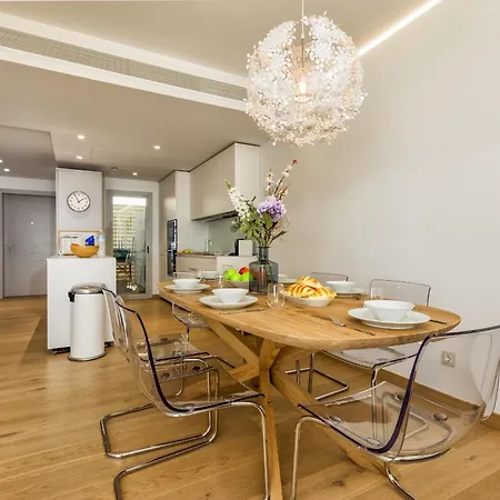 Vivi Homes - Nova Pool, Jacuzzi, Terrace & Sea View